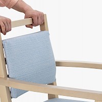 Alastek Allegro tuoli avustuskahva | Alastek hoivakalusteet